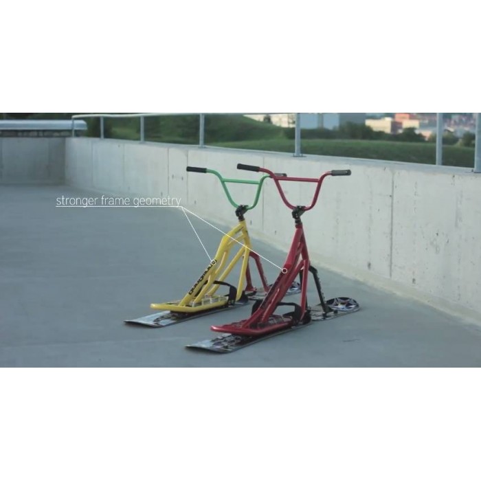 Snowscoot SnowBaaR Snaker World Cup