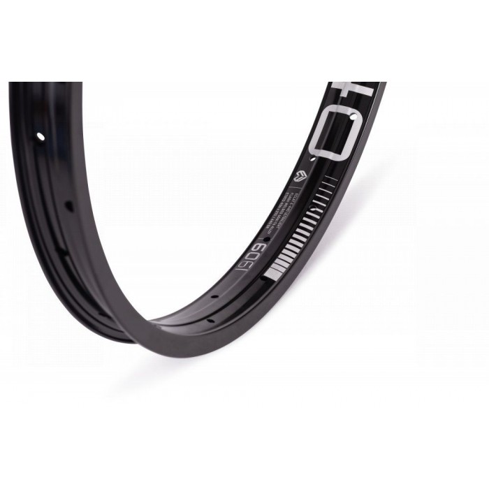 ÉCLAT E440 RIM BLACK