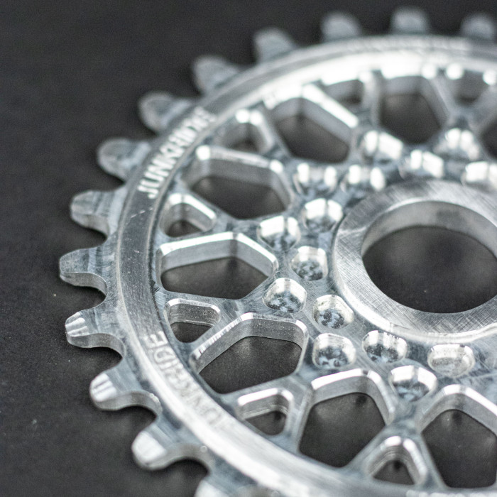 JUNKRIDE FREESTYLE SPROCKET 28T SILVER