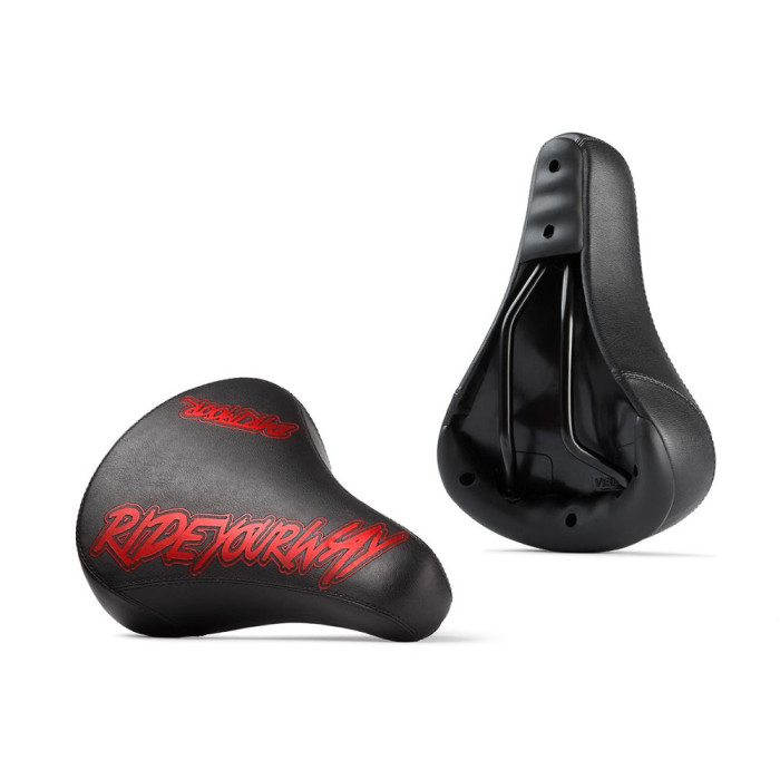 Dartmoor Streetfighter Seat -  Red Devil