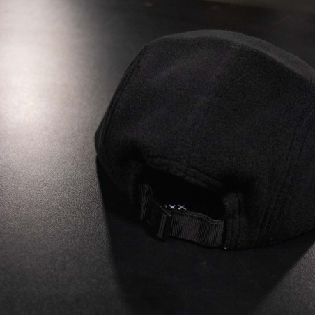 JUNKRIDE LOGO FLEECE 5 PANEL CAP BLACK