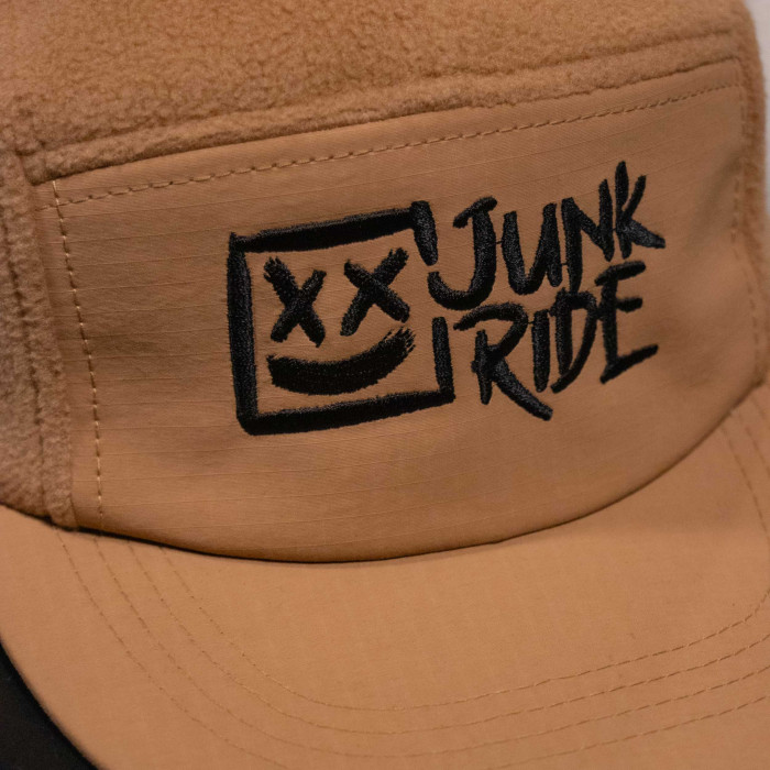 JUNKRIDE LOGO FLEECE 5 PANEL CAP CARAMEL