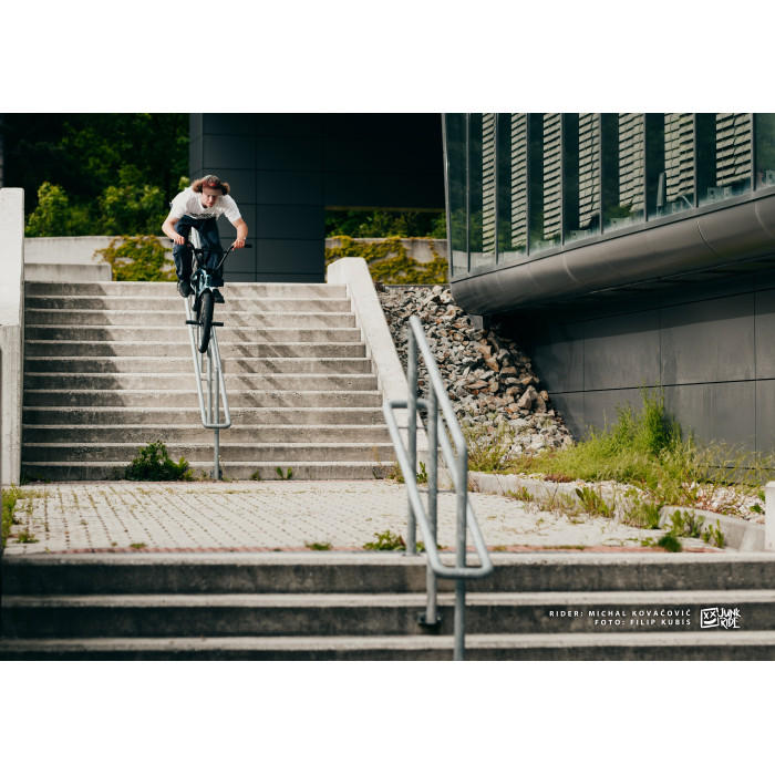 MICHAL KOVAČOVIČ DOUBLEPEG  JUNKRIDE A3 PLAGÁT